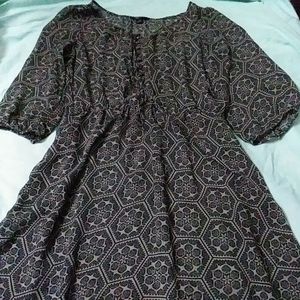 Banana Republic 3/4 sleeve sheer top